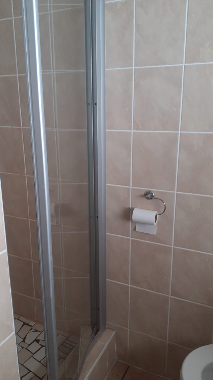 To Let 2 Bedroom Property for Rent in Wavecrest Eastern Cape